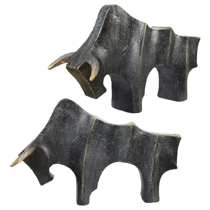 Track lighting with a chunky, bold designRegal Bull Sculptures Set/2