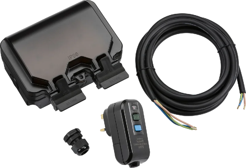 Track lighting with a chunky, bold designKnightsbridge IP66 2G RCD Outdoor Socket Kit Track lighting with a chunky, bold designKnightsbridge IP66 2G RCD Outdoor Socket Kit