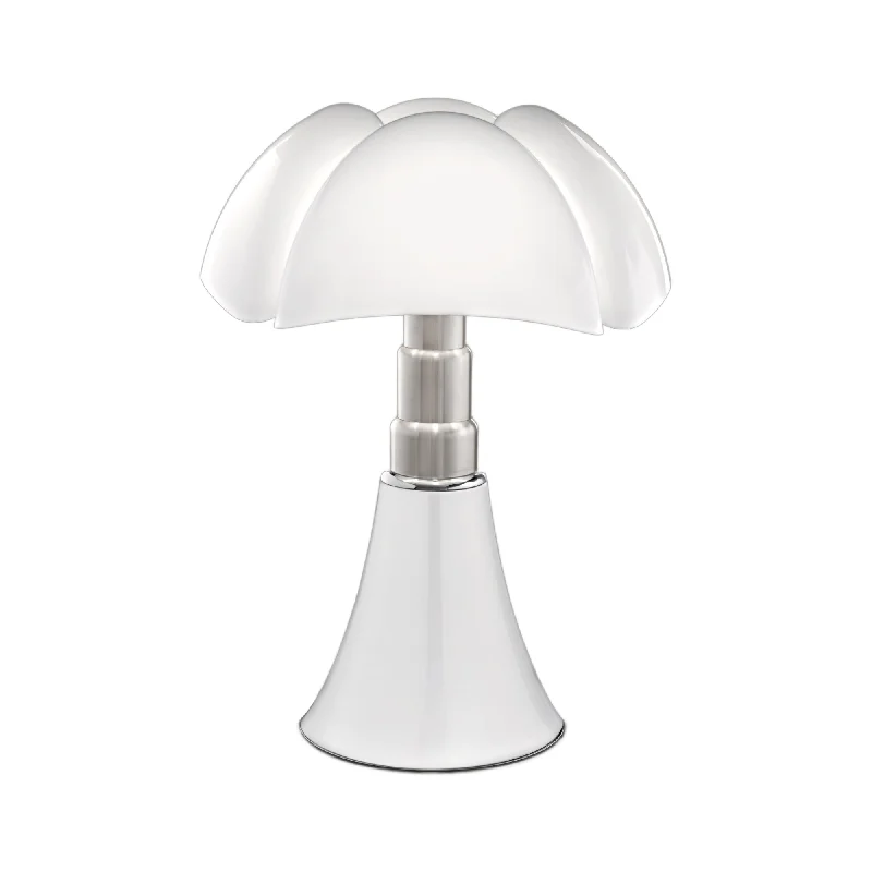 marble table lamps with a luxurious veined pattern for high end decormarble table lamps with a luxurious veined pattern for high end decorPipistrello LED Table Lamp - White