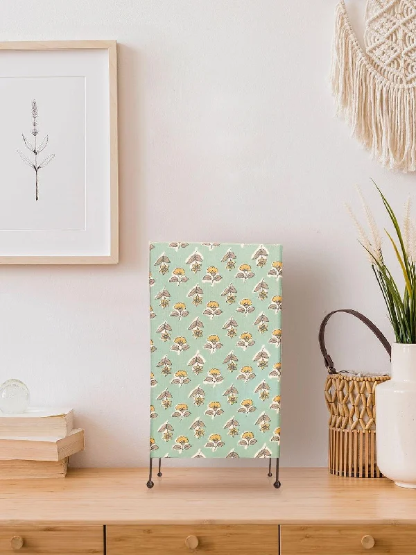 bohemian table lamps with colorful patterns for eclectic bedroomsbohemian table lamps with colorful patterns for eclectic bedroomsSquare Four Leg Turqoise Tiny Flowers Table Lamp bohemian table lamps with colorful patterns for eclectic bedroomsbohemian table lamps with colorful patterns for eclectic bedroomsSquare Four Leg Turqoise Tiny Flowers Table Lamp